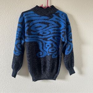 VTG Capistrano Mock Neck 3D Graphic patterned Knit Sweater Women’s Medium